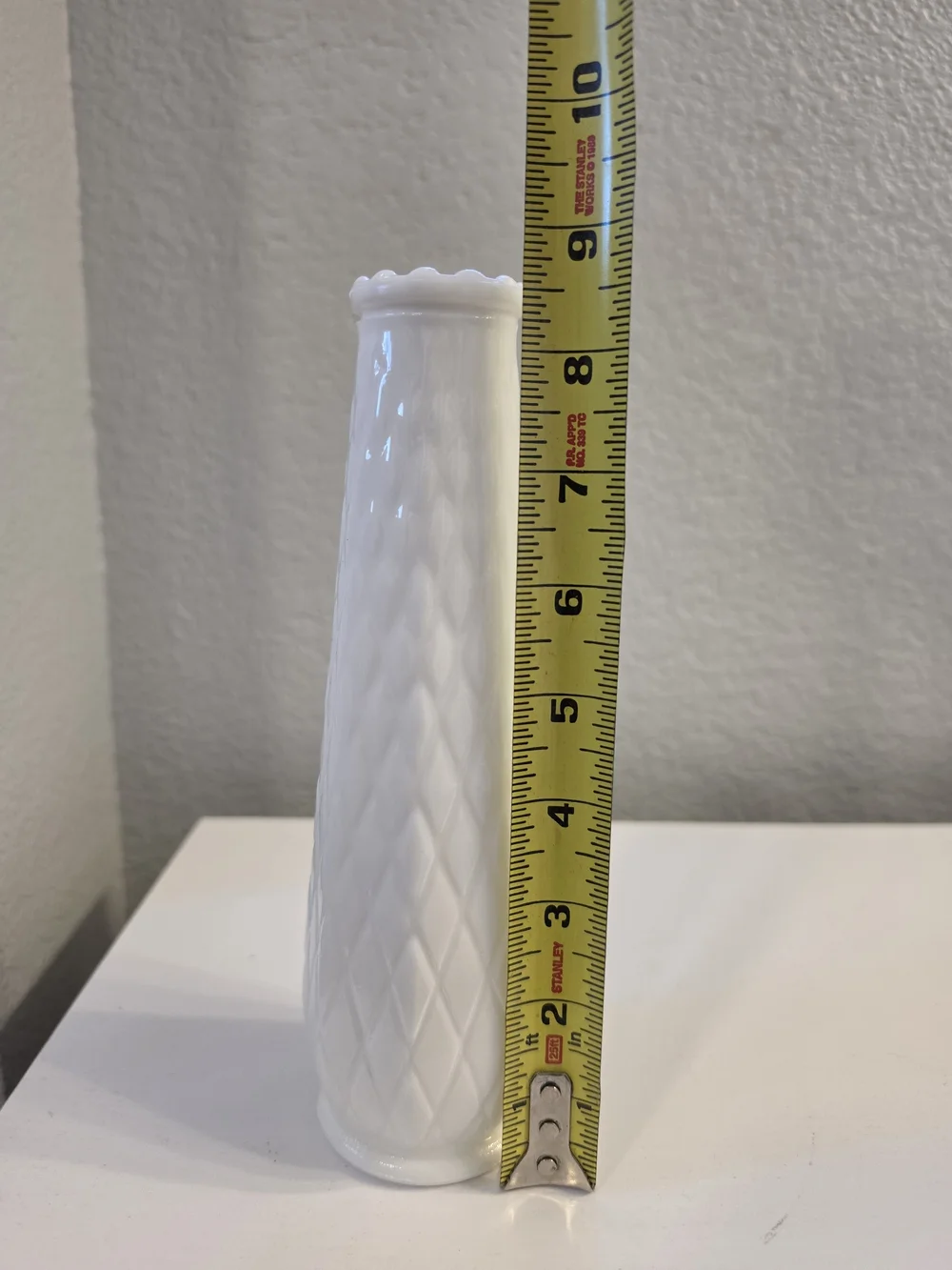 White Diamond-Pattern Ceramic Vase - Home Accents